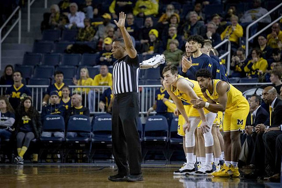 Colin Castleton (11) and David DeJulius (0)