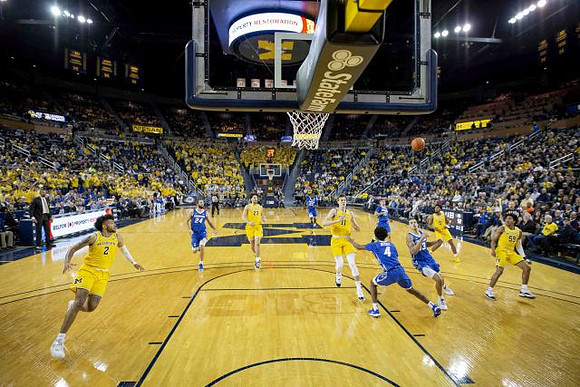 Isaiah Livers (2), Brandon Johns Jr. (23), Colin Castleton (11), David DeJulius (0), and Eli Brooks (55)