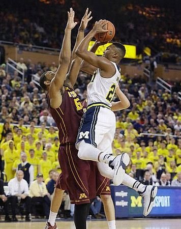 Zak Irvin (21)
