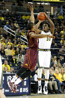 Derrick Walton Jr. (10)