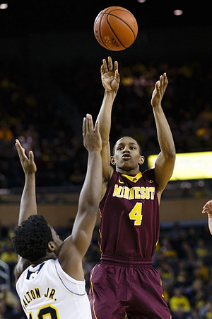Derrick Walton Jr. (10)