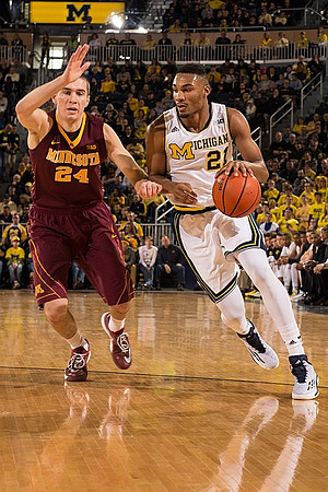 Zak Irvin (21)