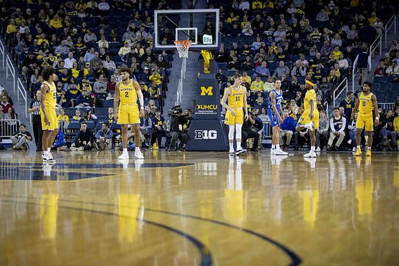 Eli Brooks (55), Isaiah Livers (2), Colin Castleton (11), Zavier Simpson (3), and David DeJulius (0)