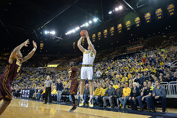 Spike Albrecht (2)
