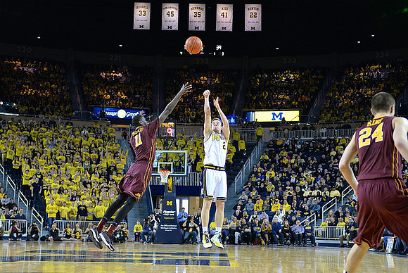 Spike Albrecht (2)