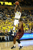 Derrick Walton Jr. (10)