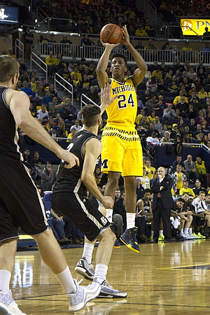 Aubrey Dawkins (24)