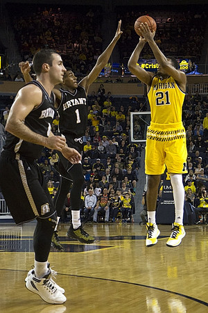 Zak Irvin (21)