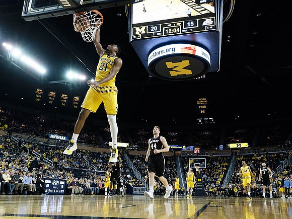 Zak Irvin (21)