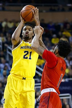 Zak Irvin (21)