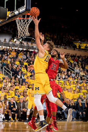 Moritz Wagner (13) and Muhammad-Ali Abdur-Rahkman (12)