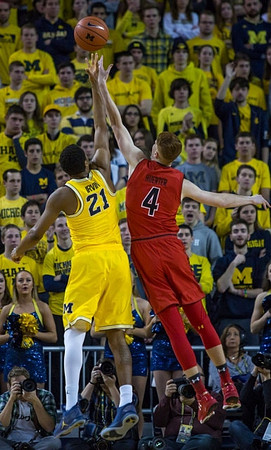 Zak Irvin (21)