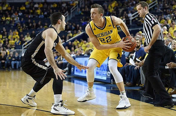 Duncan Robinson (22)