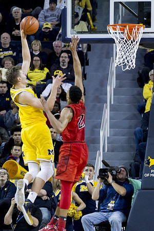 Moritz Wagner (13)