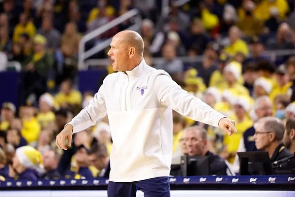 Lipscomb Head Coach Lennie Acuff
