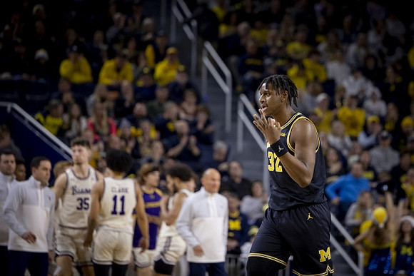 Tarris Reed Jr. (32)