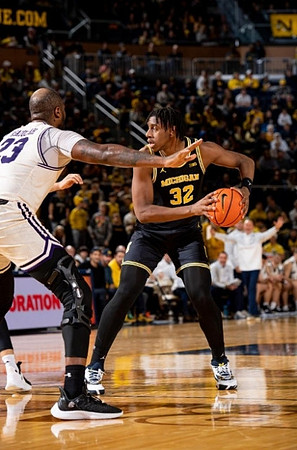 Tarris Reed Jr. (32)