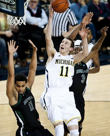 Nik Stauskas (11)