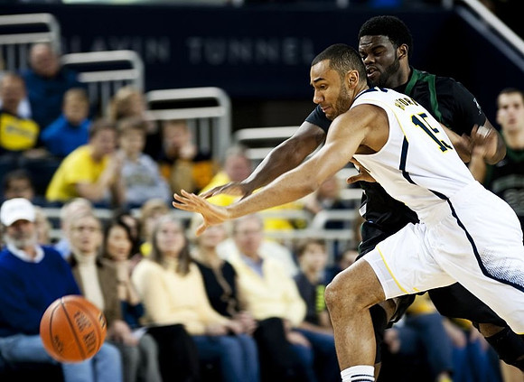 Jon Horford (15)
