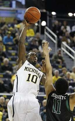Nik Stauskas (11)