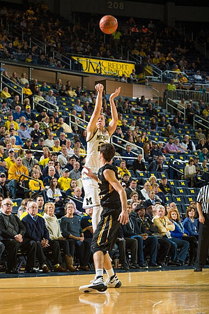 Duncan Robinson (22)