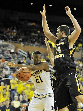 Zak Irvin (21)