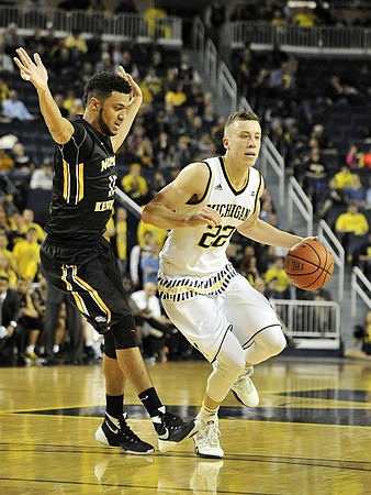 Duncan Robinson (22)