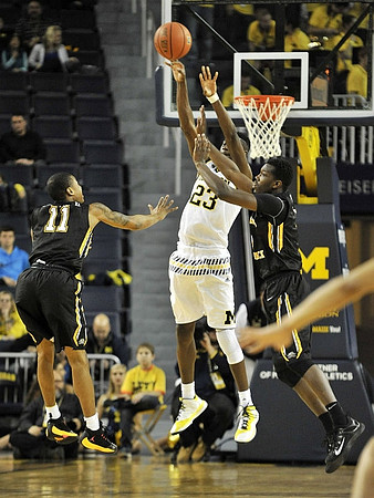 Caris LeVert (23)