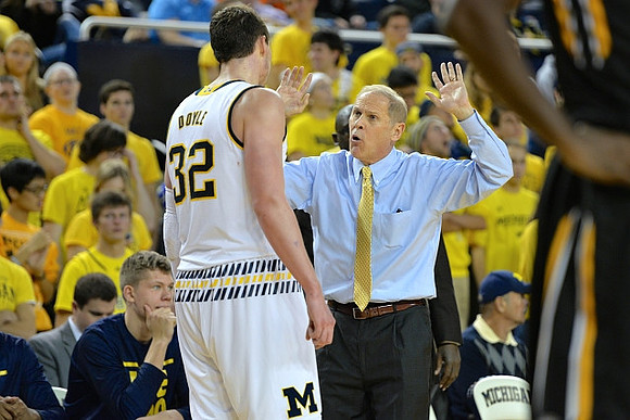 Ricky Doyle (32) and John Beilein