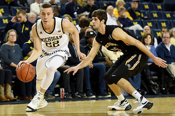 Duncan Robinson (22)