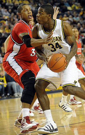 DeShawn Sims (34)