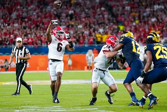 Josh Ross (12) and Junior Colson (25)