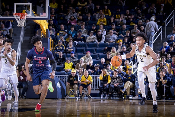 Jaelin Llewellyn (3) and Kobe Bufkin (2)