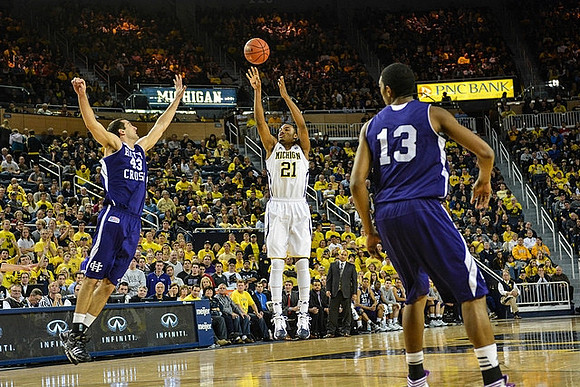 Zak Irvin (21)