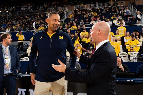 Juwan Howard and Maryland Head Coach Kevin Willard