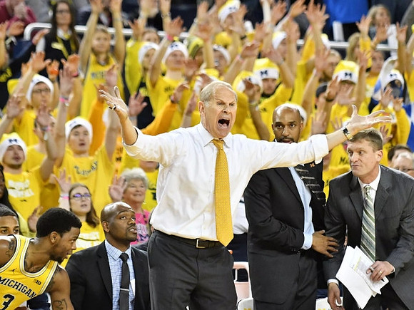 Zavier Simpson (3), Deandre Haynes, John Beilein, Saddi Washington, and Luke Yaklich