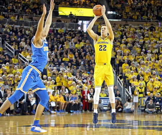 Duncan Robinson (22)