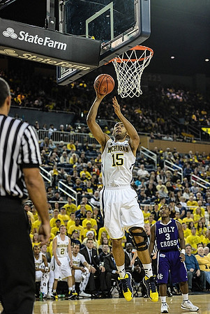Jon Horford (15)