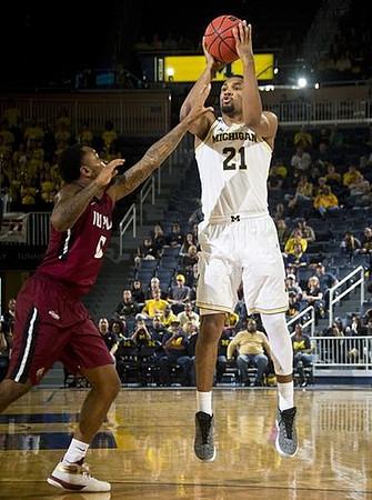 Zak Irvin (21)