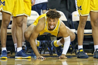 Isaiah Livers (4)
