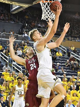 Moritz Wagner (13)