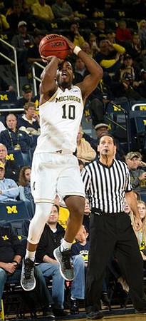 Derrick Walton Jr. (10)