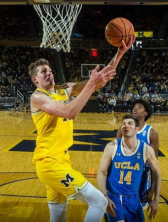 Moritz Wagner (13)