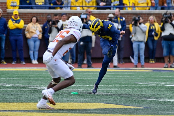 Tommy Doman (19)
