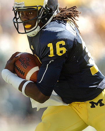 Denard Robinson (16)