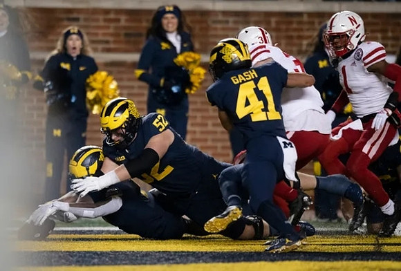 Andrel Anthony (1), Karsen Barnhart (52), and Isaiah Gash (41)