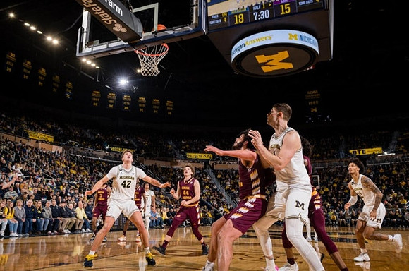 Isaiah Barnes (11)
