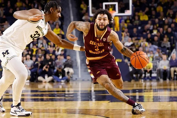 Tarris Reed Jr. (32)