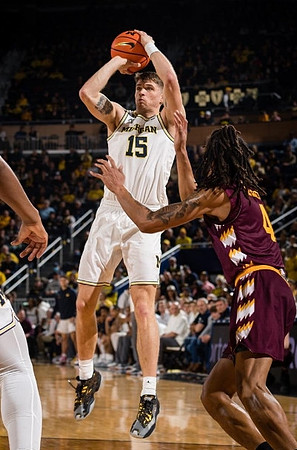 Joey Baker (15)