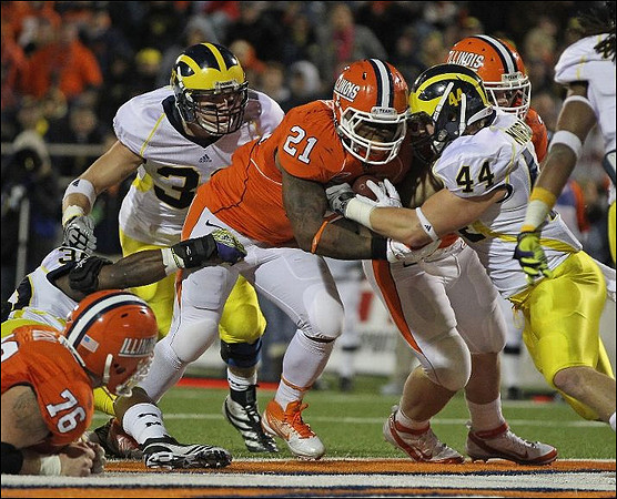 Thomas Gordon (30), Jordan Kovacs (32), and Desmond Morgan (44)